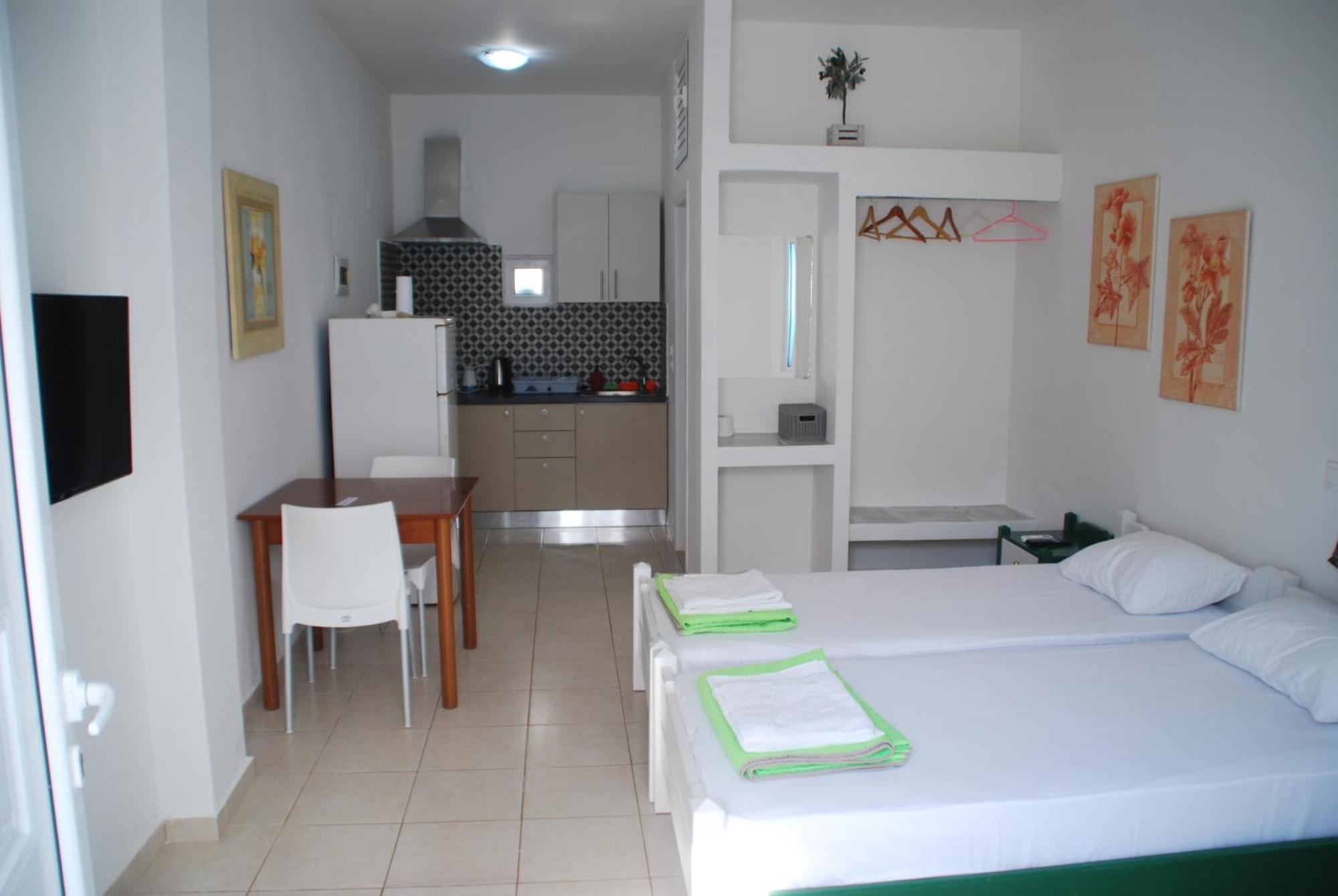 Soula Appartments Makrýgialos المظهر الخارجي الصورة