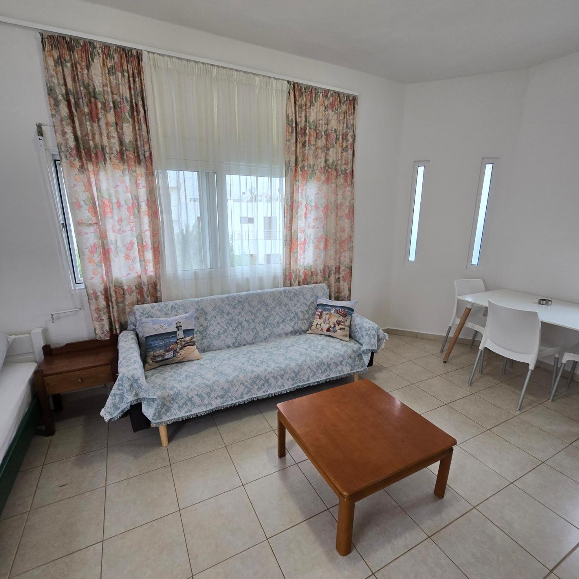 Soula Appartments Makrýgialos الغرفة الصورة
